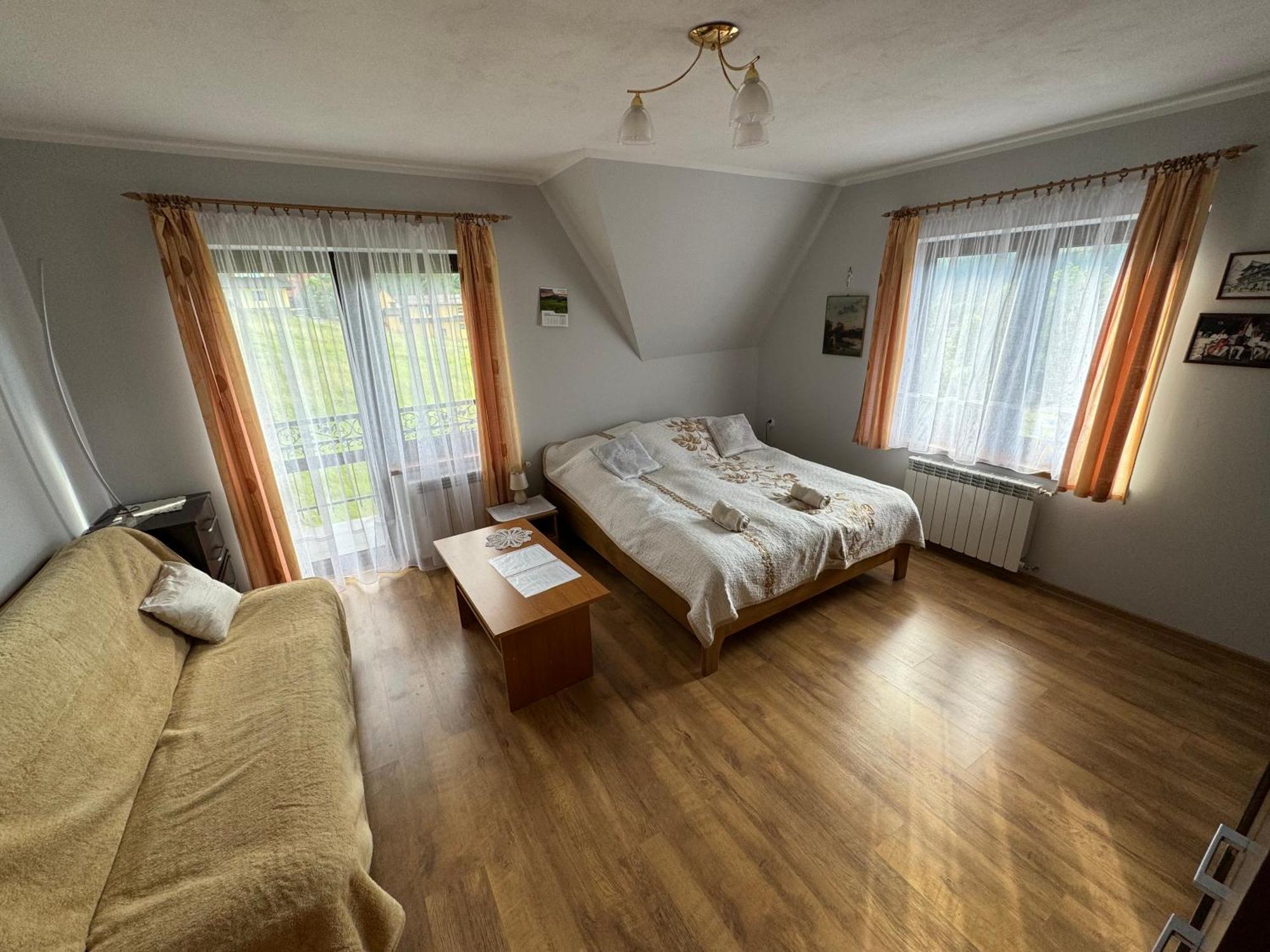 Gut Apartment Poronin Eksteriør bilde